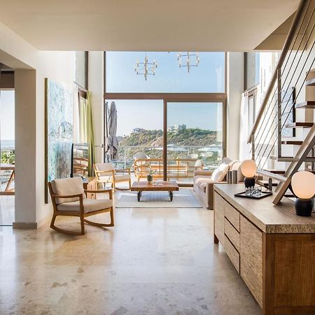 Magnifique Villa Avec Piscine Au Bord De Mer 克拉法吉亚 外观 照片