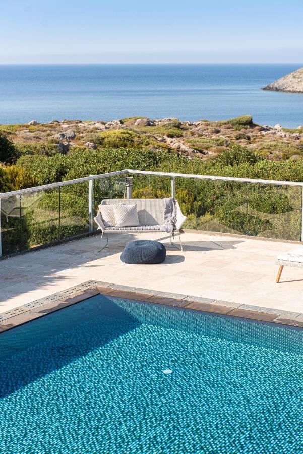 Magnifique Villa Avec Piscine Au Bord De Mer 克拉法吉亚 外观 照片