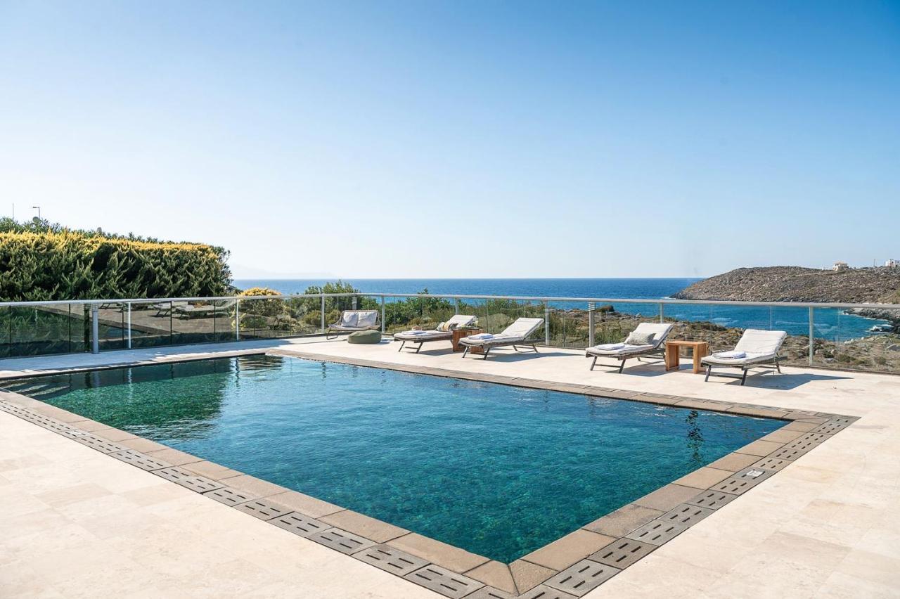 Magnifique Villa Avec Piscine Au Bord De Mer 克拉法吉亚 外观 照片