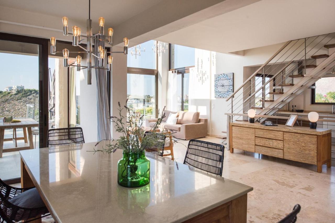 Magnifique Villa Avec Piscine Au Bord De Mer 克拉法吉亚 外观 照片